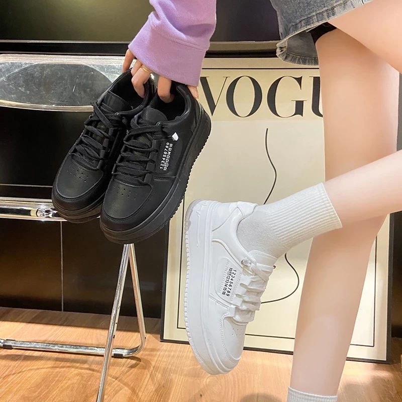 Taemin Sepatu Sneakers Wanita Korea 9193